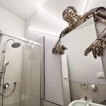Oda ve Kahvaltı Red Carpet