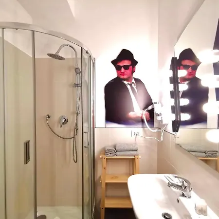 Oda ve Kahvaltı Red Carpet 4*