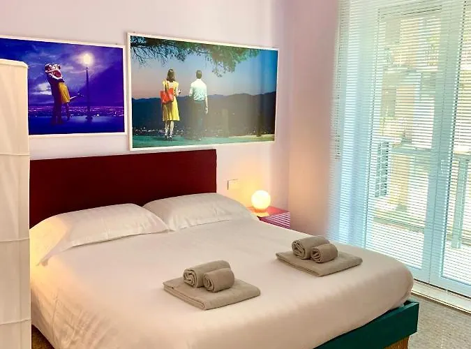 Red Carpet 4* בארי