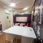 Bed & Breakfast Red Carpet 3*