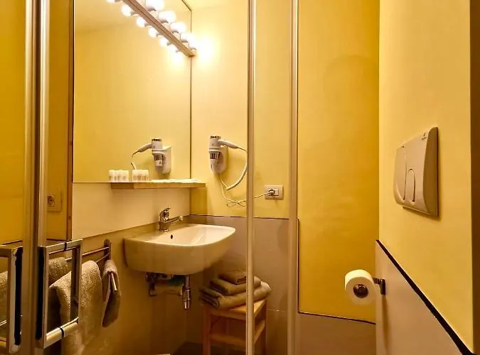 Bed & Breakfast Red Carpet